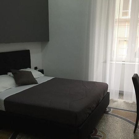 Mb95 - Mezzocannone Luxurious Bed&Breakfast Neapel Exteriör bild