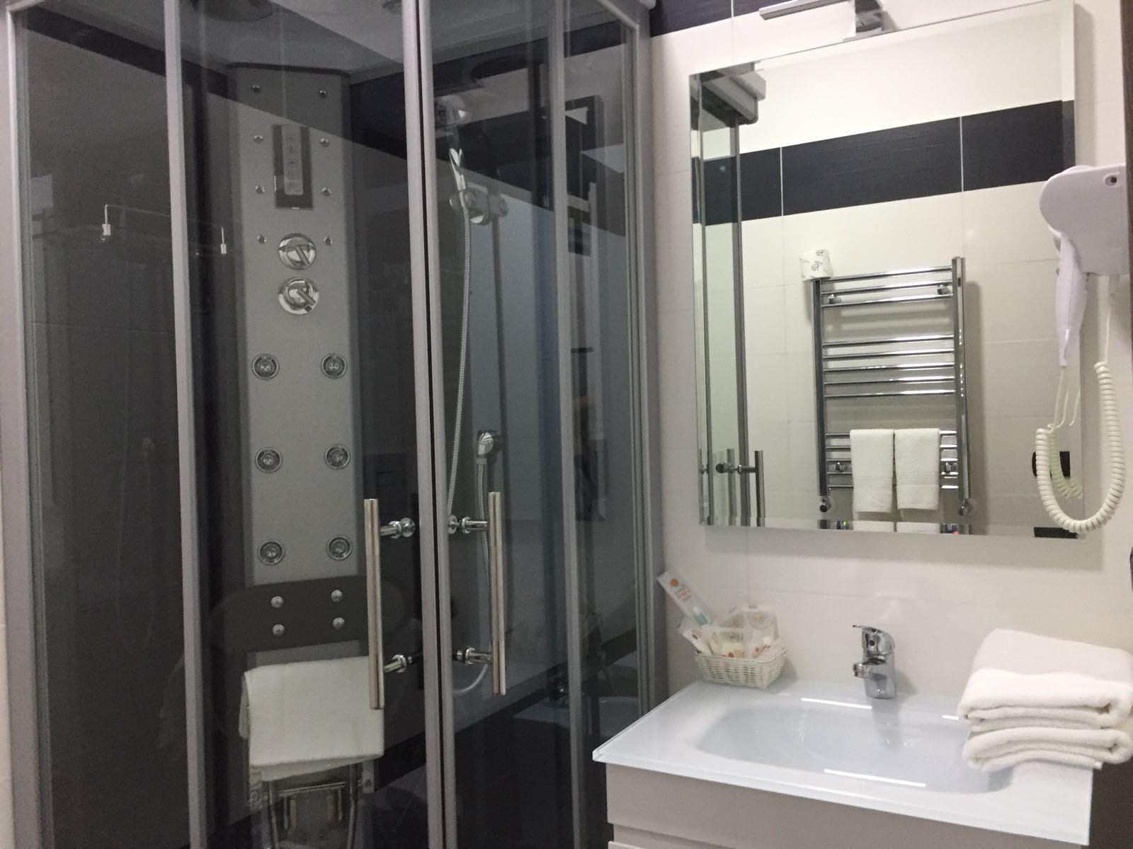 Mb95 - Mezzocannone Luxurious Bed&Breakfast Neapel Exteriör bild