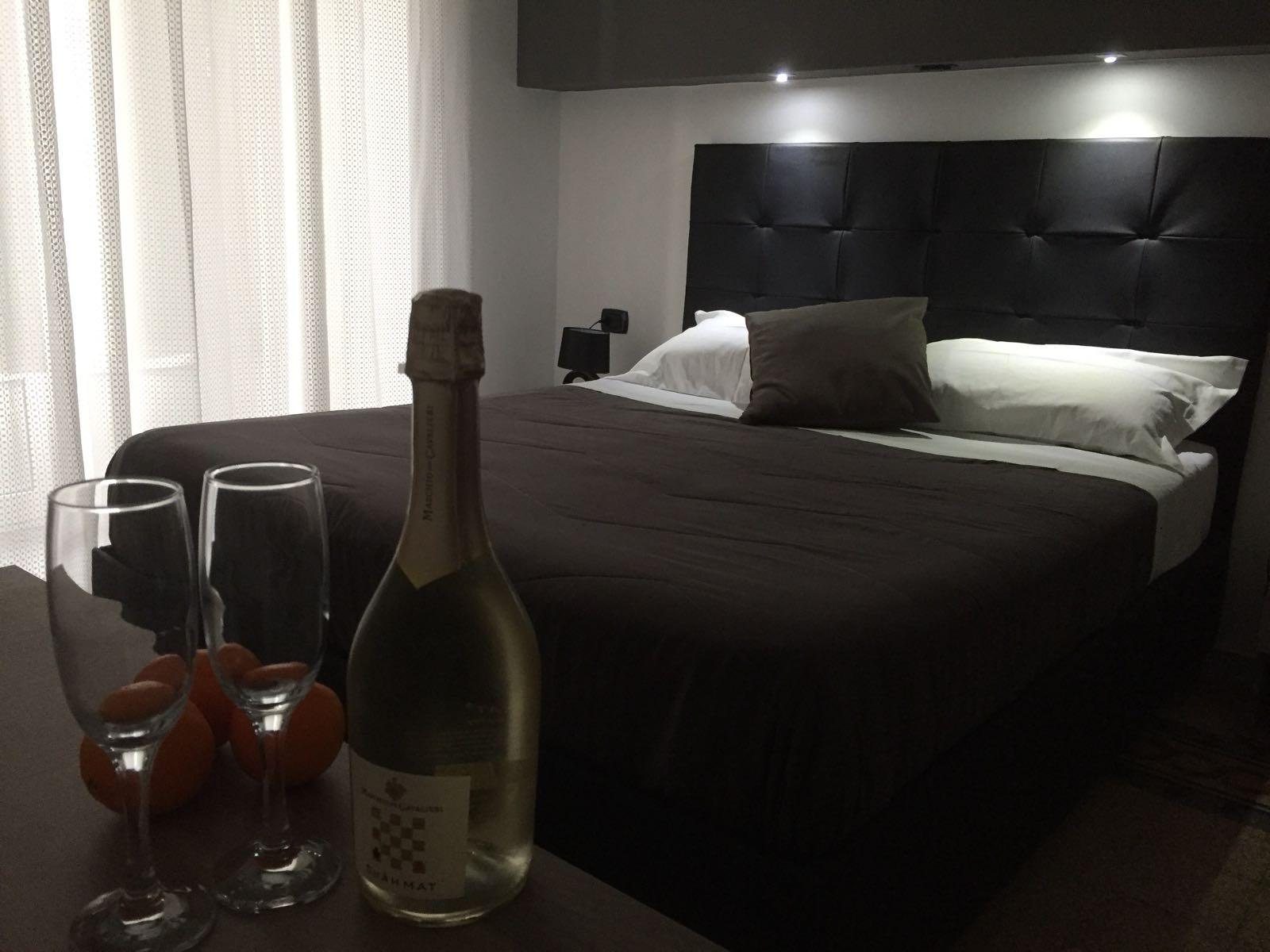 Mb95 - Mezzocannone Luxurious Bed&Breakfast Neapel Exteriör bild