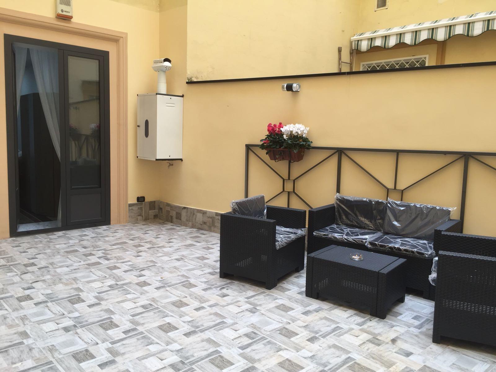 Mb95 - Mezzocannone Luxurious Bed&Breakfast Neapel Exteriör bild