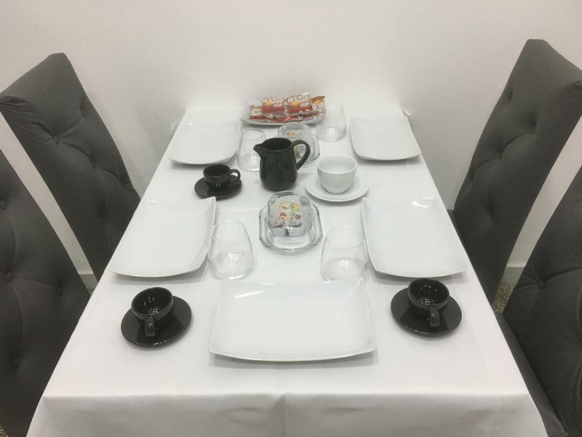 Mb95 - Mezzocannone Luxurious Bed&Breakfast Neapel Exteriör bild