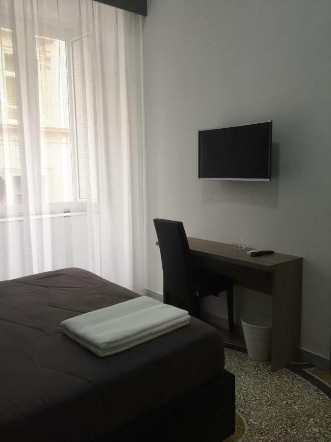 Mb95 - Mezzocannone Luxurious Bed&Breakfast Neapel Exteriör bild